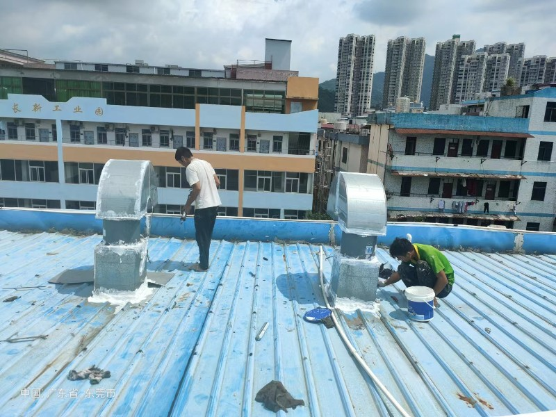 方城钢结构屋面涂料维修方法